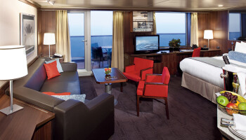 1548636247.7106_c246_Holland America Line Nieuw Amsterdam Interior Neptune Suite 1.jpg